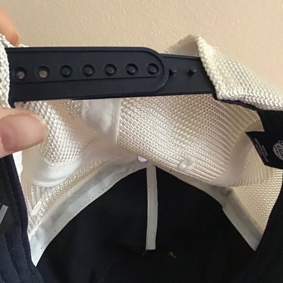 Busch Light Beer Trucker Hat Snapback Patch Mountains Logo Mesh Back Navy Gold - Picture 2 of 2